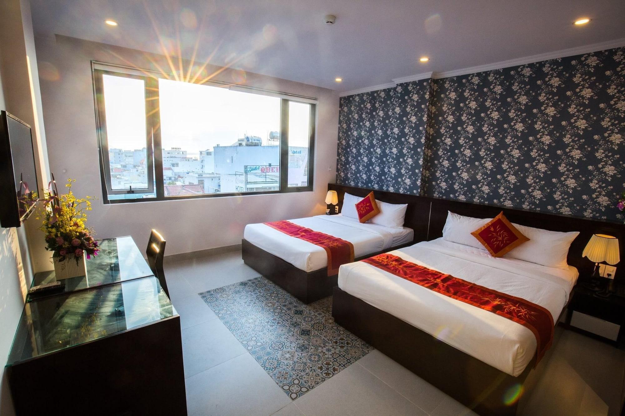 Hotel Blue Summer Da Nang